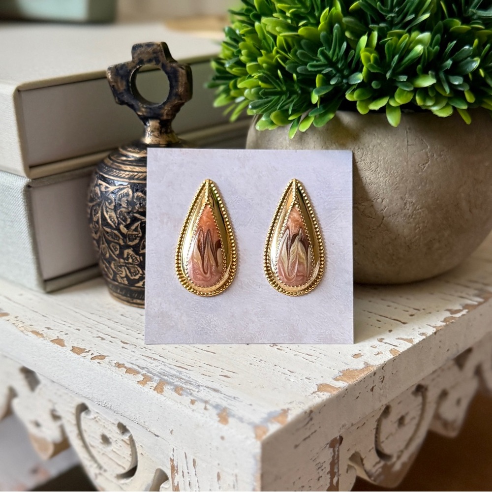 Marbled Teardrop Statement Earrings 🏷️ - Picture 2 of 6